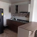 Flash Sale! Apartment With 3 Rooms, 2 Bathrooms 5 Min To The Beach, The Walled City And Airport