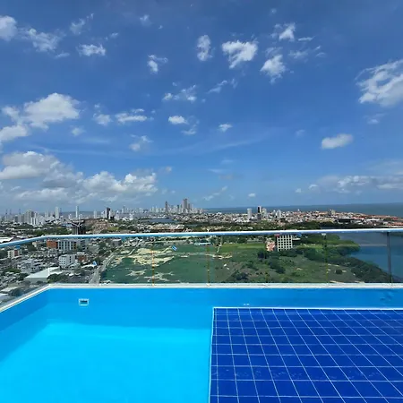 Flash Sale! With 3 Rooms, 2 Bathrooms 5 Min To The Beach, The Walled And Airport *